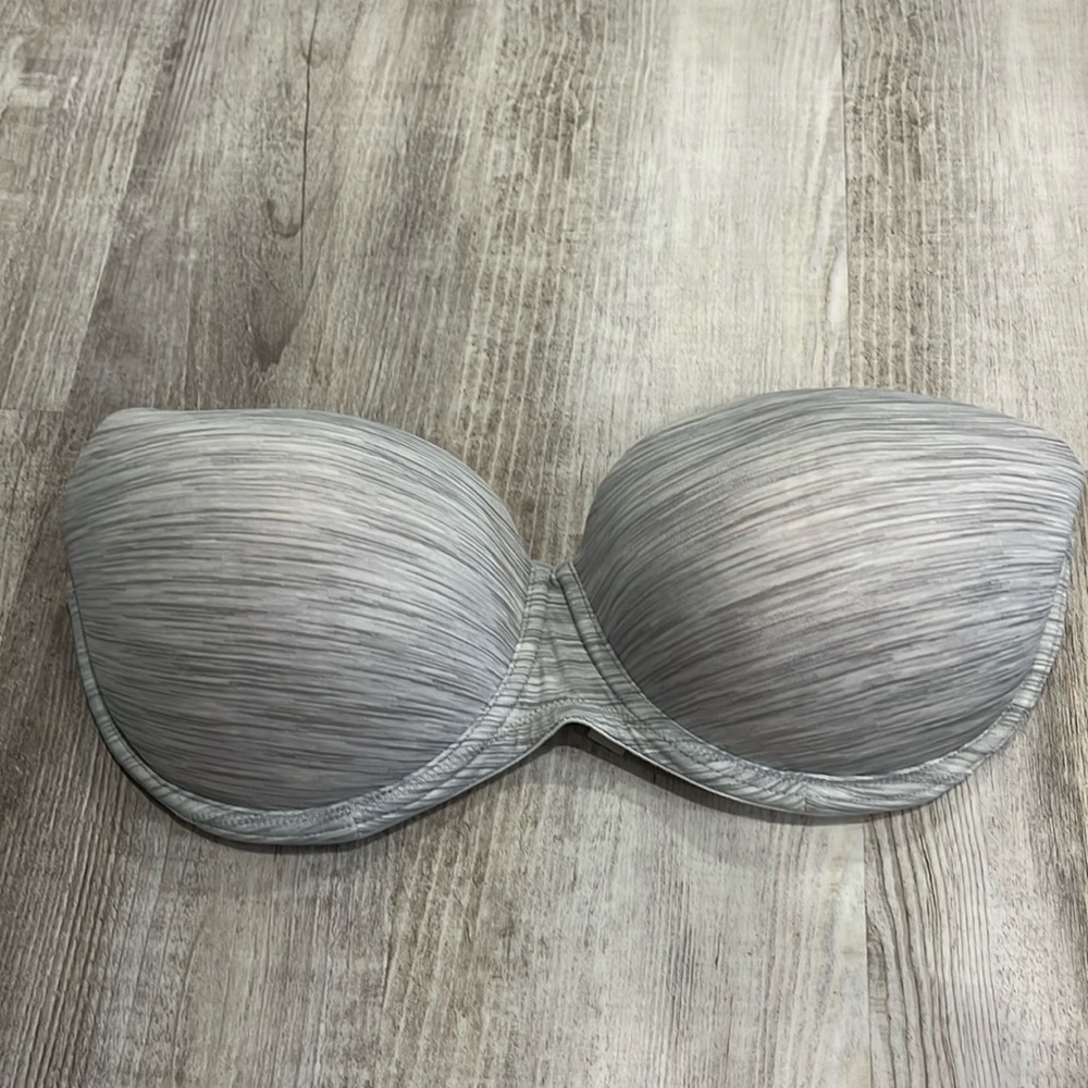 Victoria’s Secret PINK strapless bra 36D